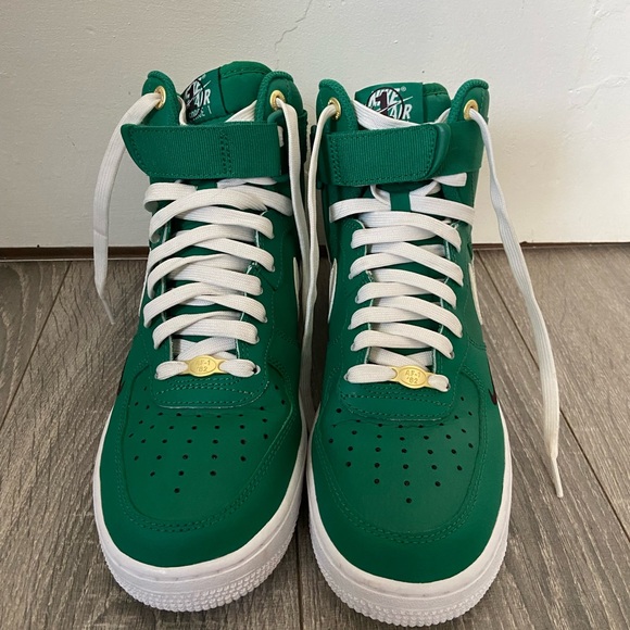 Nike Airforce One Hi SE - Picture 4 of 7